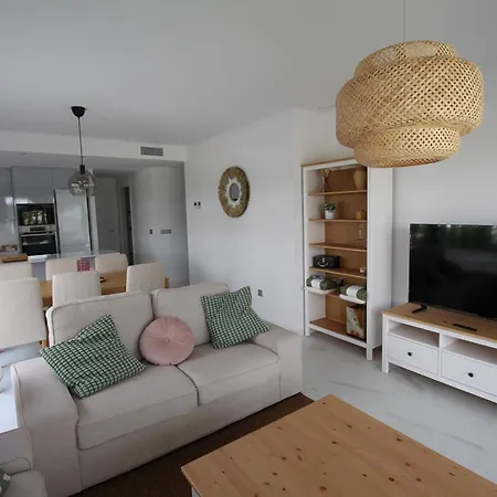 San Juan Beachfront * لقنت